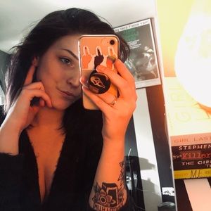 Meet your Posher, Samantha